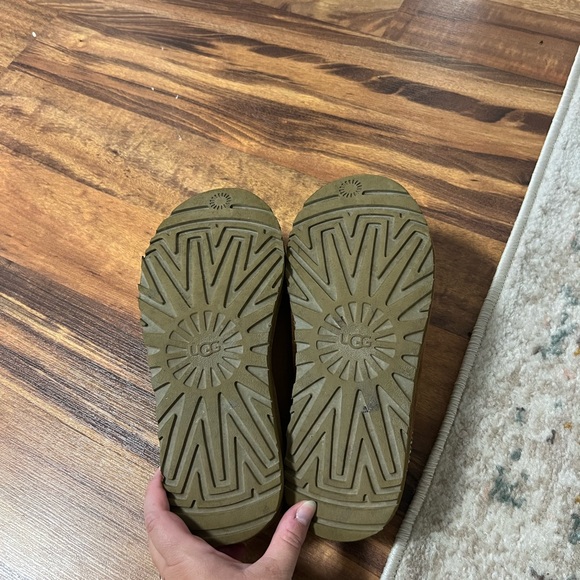 Brown Suede Slippers with Zigzag Trim - Picture 3 of 5